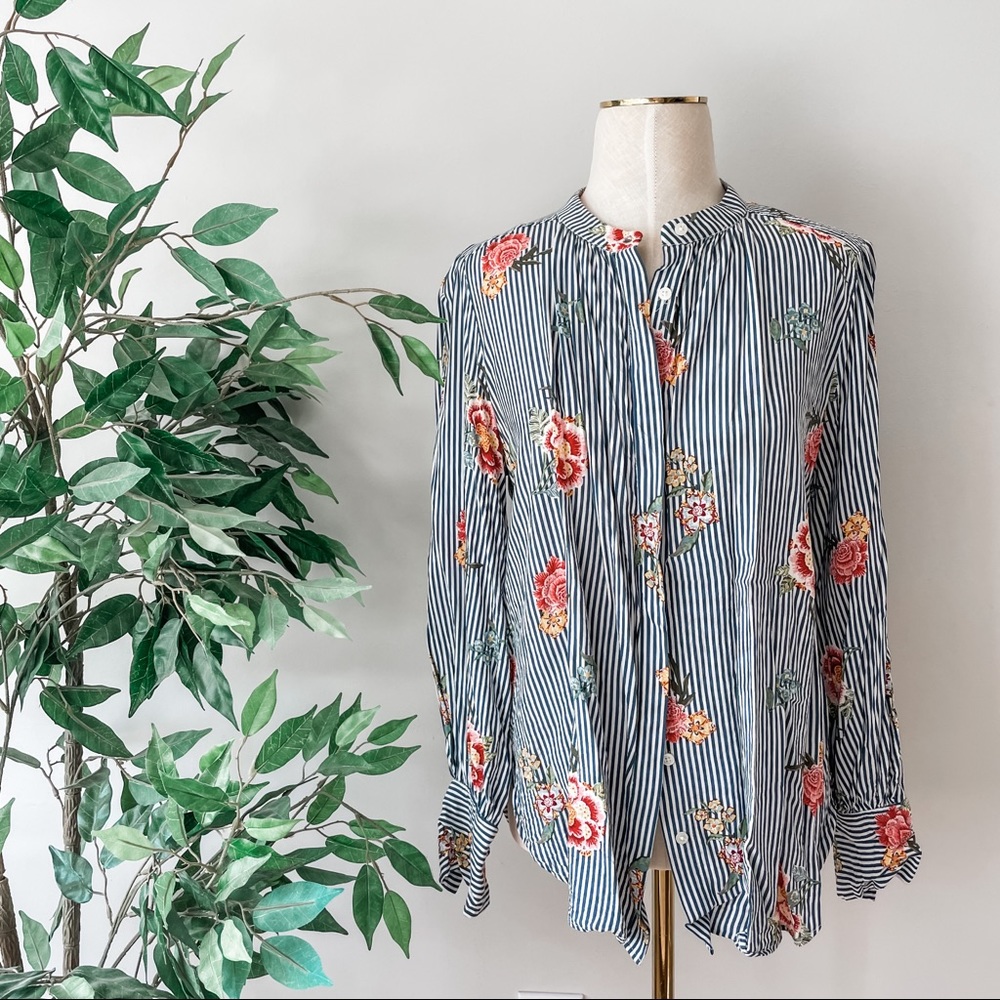 Loft Long Sleeve Button Down Patterned Shirt - image 1